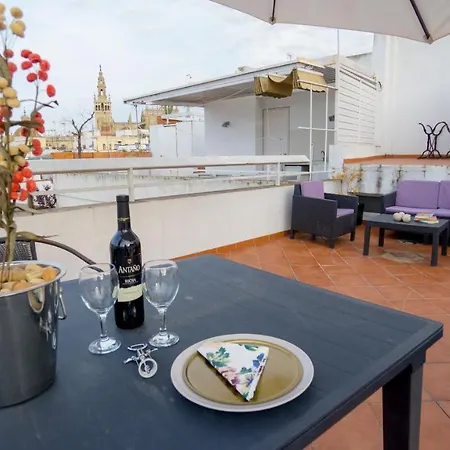Appartement Rentalsevilla Luminoso Apartamento Con Terraza En La Maestranza